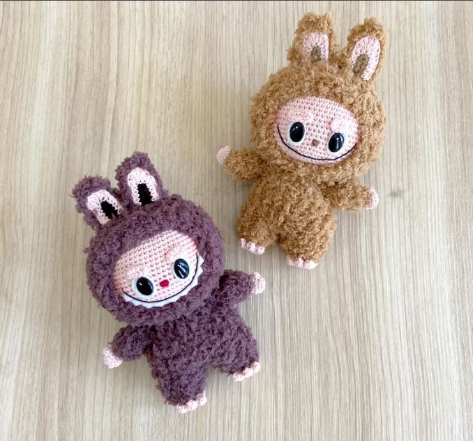 Labubu Crochet Pattern (PDF) / Amigurumi / Bagcharm